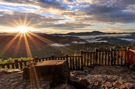 One joyful morning in Baguio City .